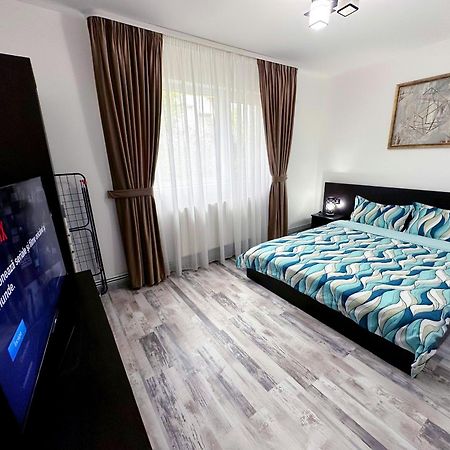 Comfort Apartment Targoviste Eksteriør bilde