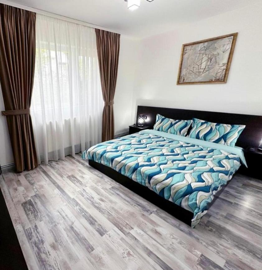 Comfort Apartment Targoviste Eksteriør bilde